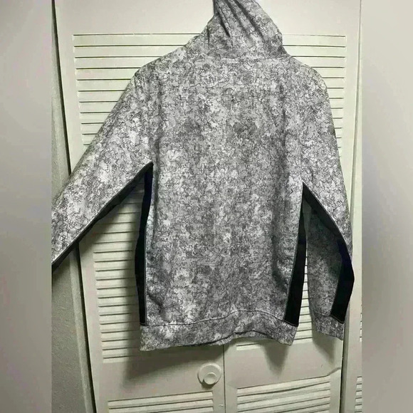 Superman Hoodie Sweater Gray and Black Size M - Picture 6 of 6